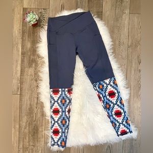 Women’s Gray Yoga Pants with Blue Aztec Print with pocket